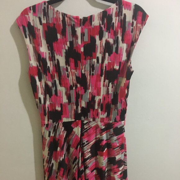 Tahari Multi-Colored Flowy Dress - Item#5 - Picture 6 of 7